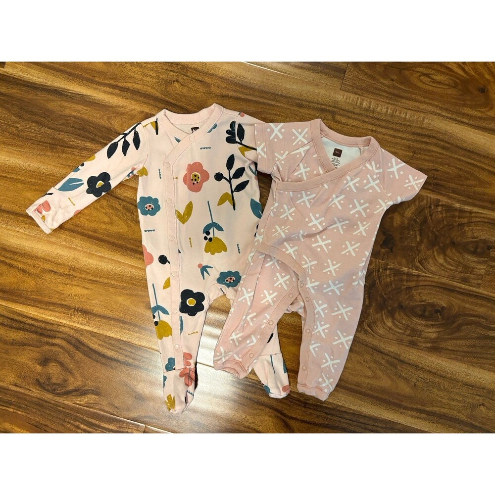Tea Collection Sleeper & Romper Bundle, size 0-3 months